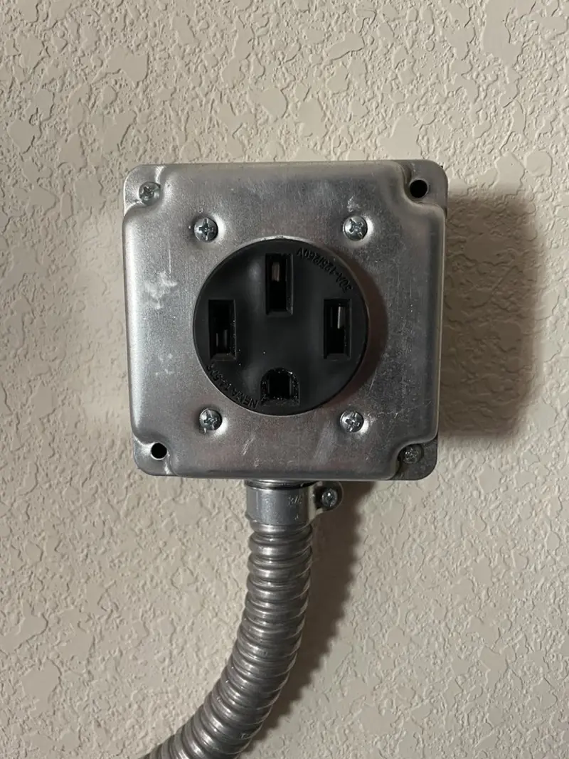 NEMA 14-50 outlet installed for Smart Home Electrical in Minneola